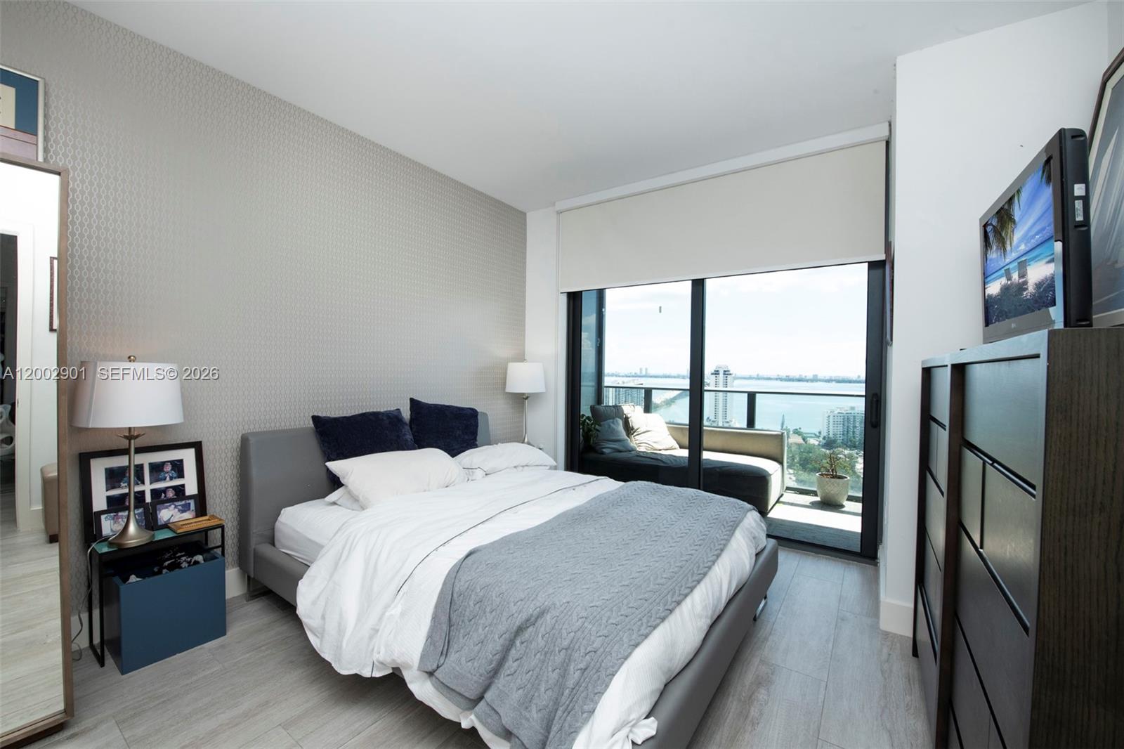 Hyde Midtown Daire 1607, Ebeveyn Yatak Odası